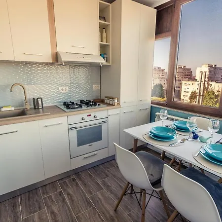 Luna Apartment
