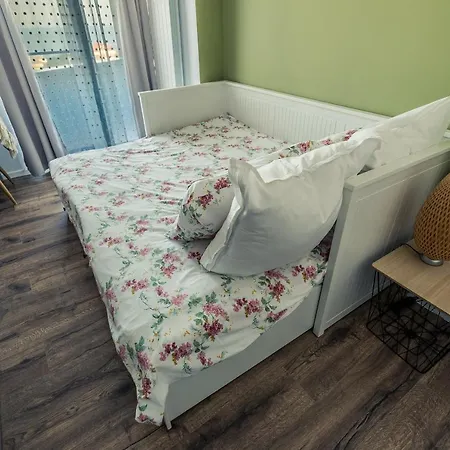 Luna Apartment *